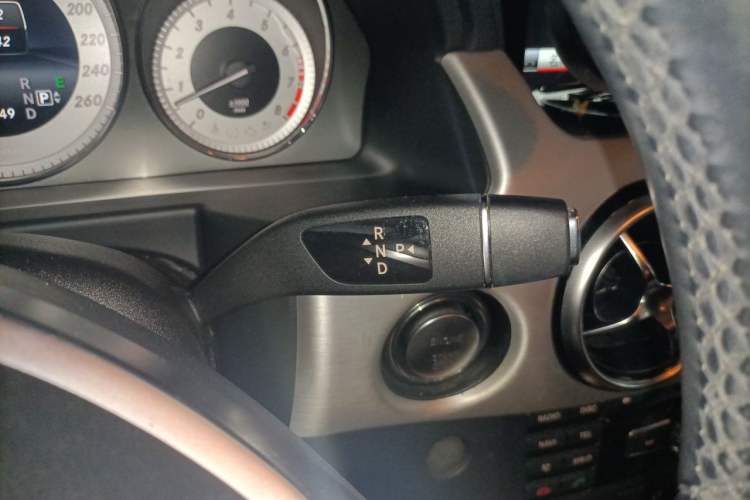 Used Mercedes-Benz GLK-Class 2015 GLK 300 4MATIC Fashion Edition Ultimate Version Gear Lever