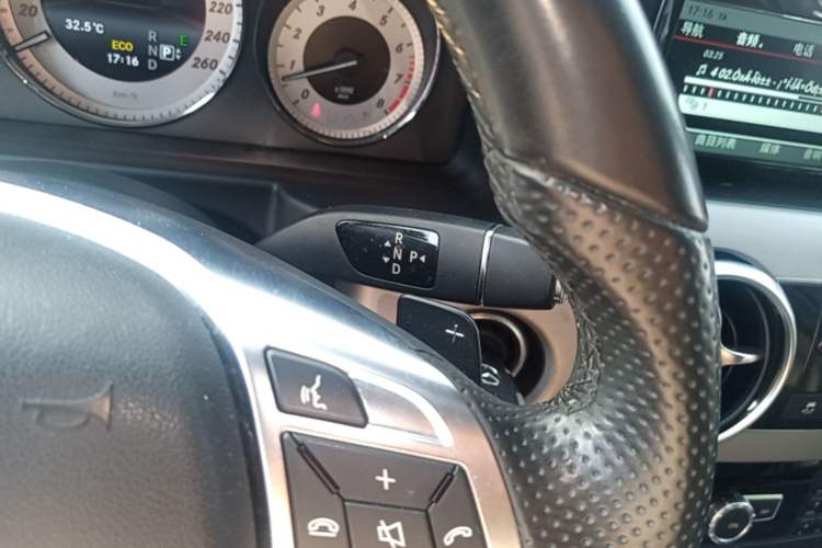 Used Mercedes-Benz GLK-Class 2015 GLK 260 4MATIC Dynamic Edition Ultimate Version Gear Lever