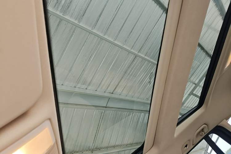 Used Mercedes-Benz GLK-Class 2015 GLK 300 4MATIC Fashion Edition Ultimate Version Headliner