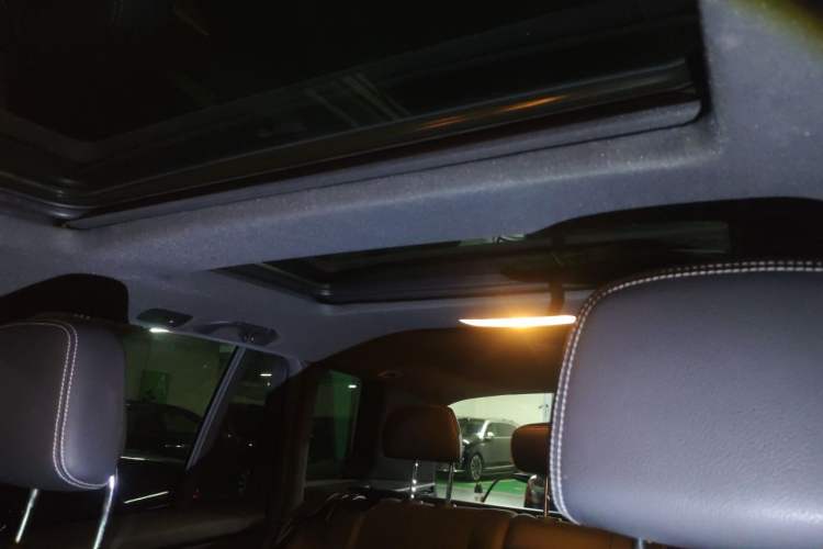 Used Mercedes-Benz GLK-Class 2015 GLK 260 4MATIC Fashion Edition Ultimate Version Headliner
