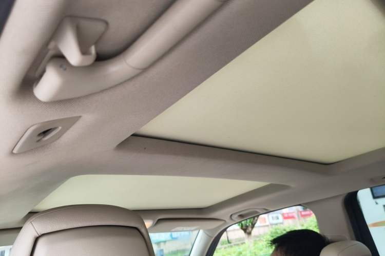 Used Mercedes-Benz GLK-Class 2015 GLK 260 4MATIC Dynamic Edition Ultimate Version Headliner