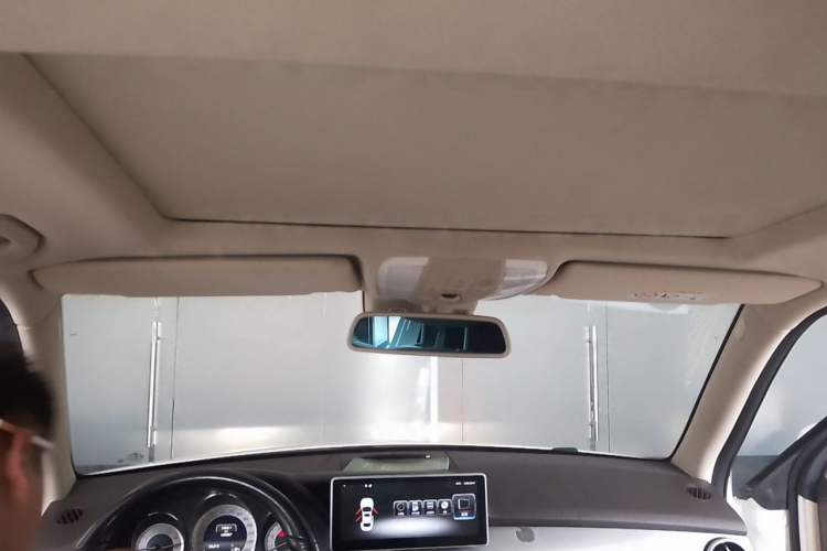 Used Mercedes-Benz GLK-Class 2015 GLK 300 4MATIC Fashion Edition Ultimate Version Headliner