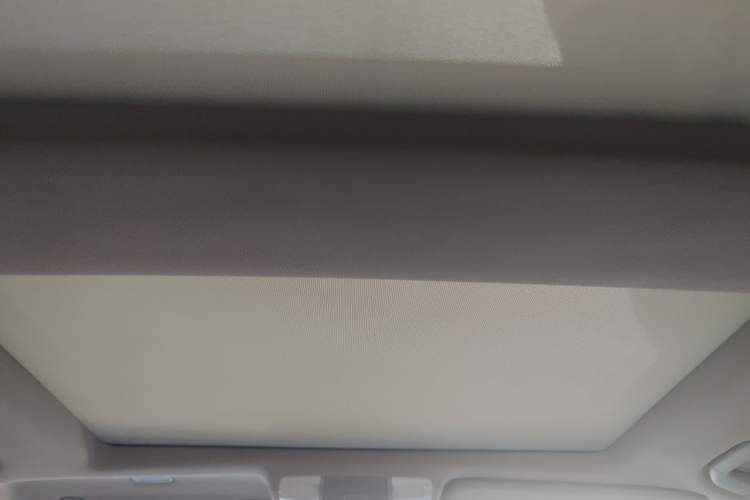 Used Mercedes-Benz GLK-Class 2015 GLK 260 4MATIC Dynamic Edition Ultimate Version Headliner