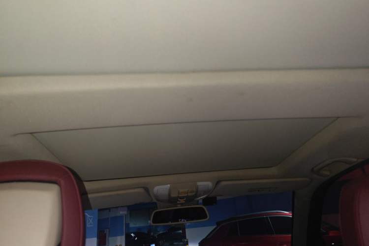 Used Mercedes-Benz GLK-Class 2015 GLK 260 4MATIC Fashion Edition Ultimate Version Headliner