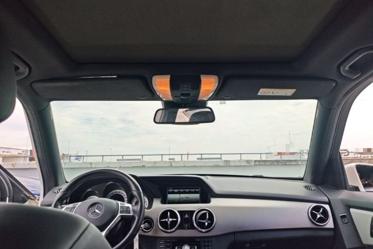 Used Mercedes-Benz GLK-Class 2015 GLK 300 4MATIC Fashion Edition Ultimate Version Headliner