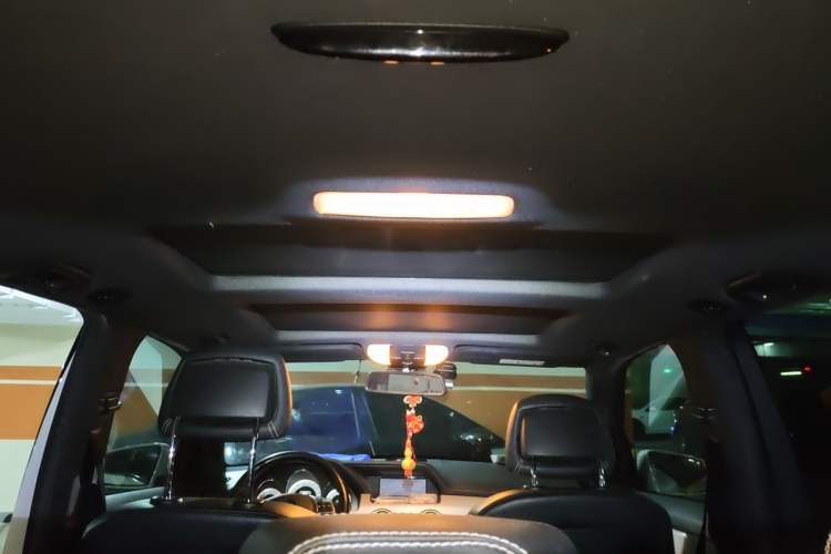 Used Mercedes-Benz GLK-Class 2015 GLK 260 4MATIC Dynamic Edition Ultimate Version Headliner