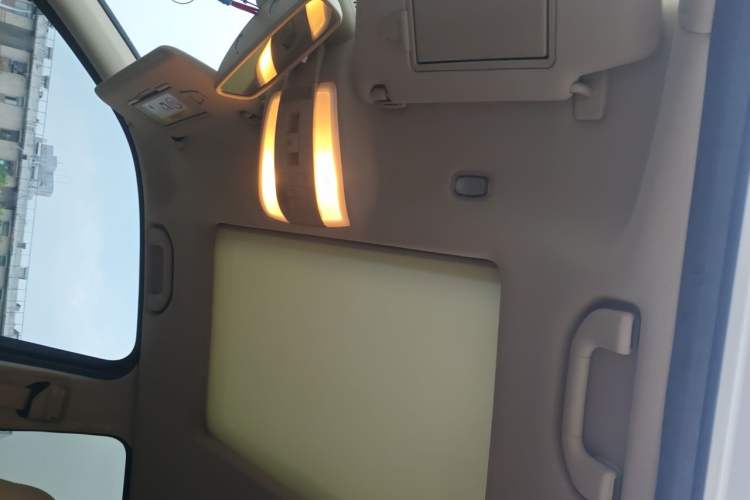 Used Mercedes-Benz GLK-Class 2015 GLK 260 4MATIC Fashion Edition Ultimate Version Headliner