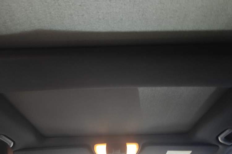 Used Mercedes-Benz GLK-Class 2015 GLK 300 4MATIC Fashion Edition Ultimate Version Headliner