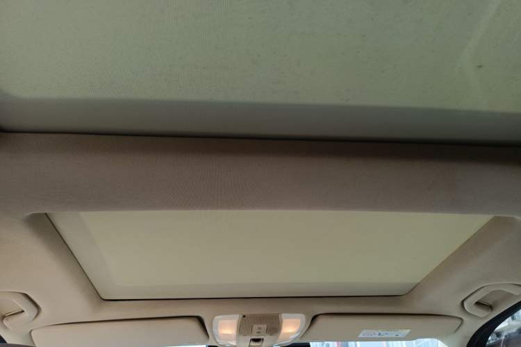 Used Mercedes-Benz GLK-Class 2015 GLK 260 4MATIC Dynamic Edition Ultimate Version Headliner