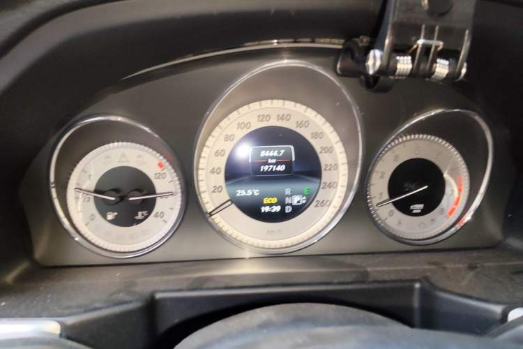 Used Mercedes-Benz GLK-Class 2015 GLK 260 4MATIC Fashion Edition Ultimate Version Instrument Cluster