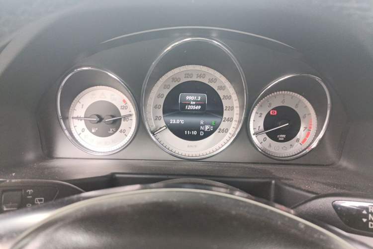 Used Mercedes-Benz GLK-Class 2015 GLK 300 4MATIC Fashion Edition Ultimate Version Instrument Cluster