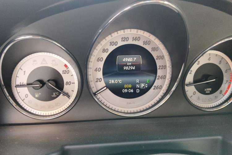 Used Mercedes-Benz GLK-Class 2015 GLK 260 4MATIC Dynamic Edition Ultimate Version Instrument Cluster