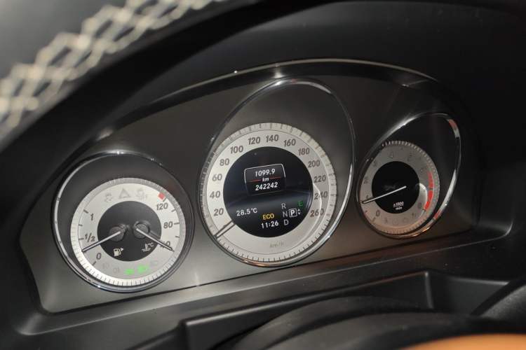 Used Mercedes-Benz GLK-Class 2015 GLK 260 4MATIC Dynamic Edition Ultimate Version Instrument Cluster