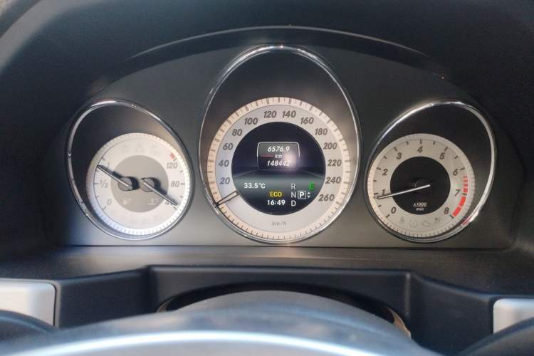 Used Mercedes-Benz GLK-Class 2015 GLK 260 4MATIC Dynamic Edition Ultimate Version Instrument Cluster