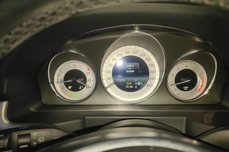 Used Mercedes-Benz GLK-Class 2015 GLK 260 4MATIC Dynamic Edition Ultimate Version Instrument Cluster