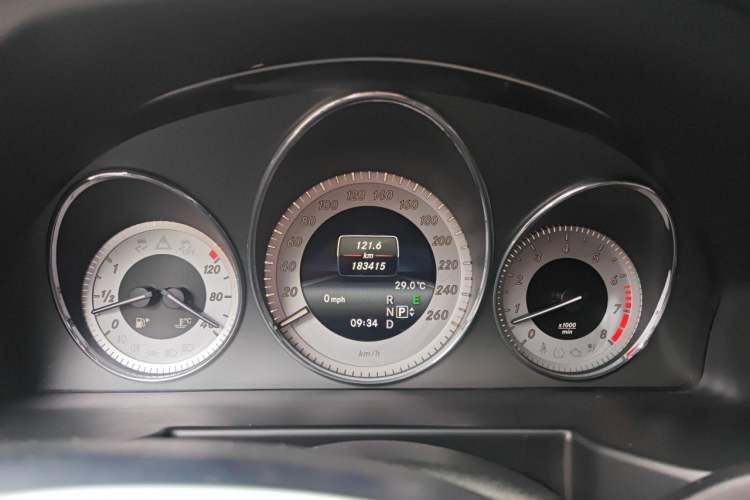 Used Mercedes-Benz GLK-Class 2015 GLK 300 4MATIC Fashion Edition Ultimate Version Instrument Cluster