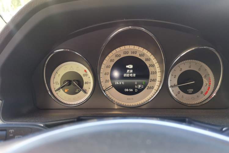 Used Mercedes-Benz GLK-Class 2015 GLK 300 4MATIC Fashion Edition Ultimate Version Instrument Cluster