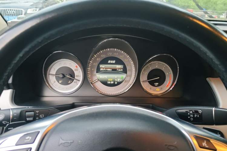 Used Mercedes-Benz GLK-Class 2015 GLK 260 4MATIC Fashion Edition Ultimate Version Instrument Cluster