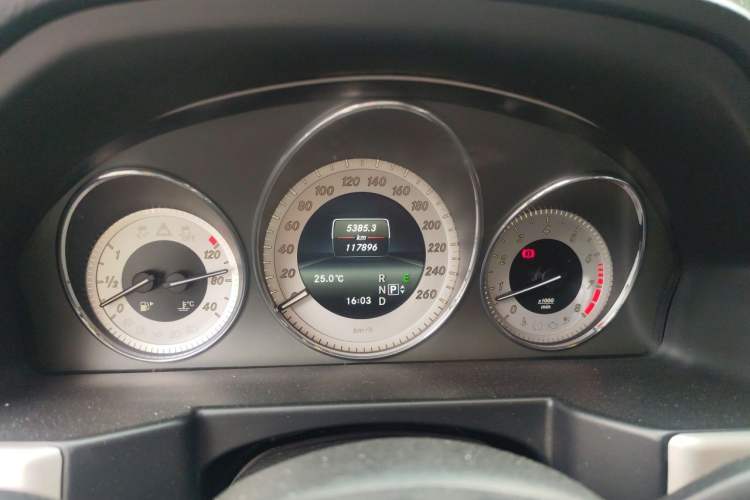 Used Mercedes-Benz GLK-Class 2015 GLK 260 4MATIC Dynamic Edition Ultimate Version Instrument Cluster