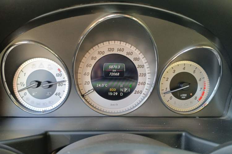 Used Mercedes-Benz GLK-Class 2015 GLK 260 4MATIC Dynamic Edition Ultimate Version Instrument Cluster