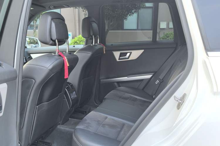 Used Mercedes-Benz GLK-Class 2015 GLK 260 4MATIC Dynamic Edition Ultimate Version Interior 2