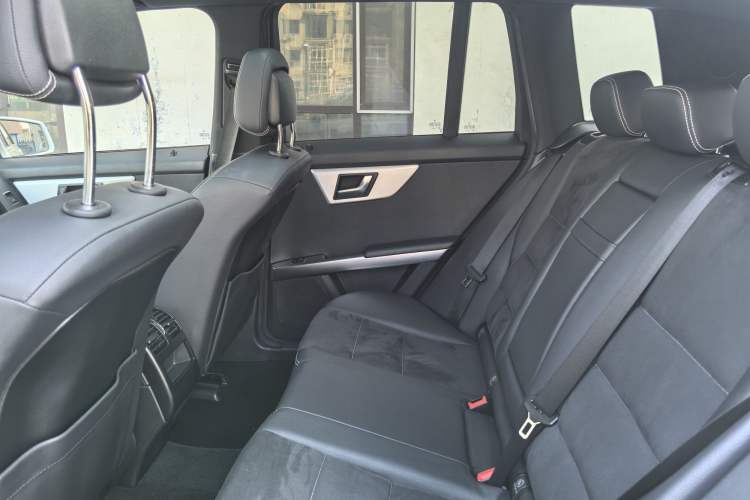 Used Mercedes-Benz GLK-Class 2015 GLK 260 4MATIC Dynamic Edition Ultimate Version Interior 3