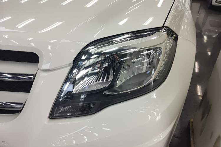 Used Mercedes-Benz GLK-Class 2015 GLK 260 4MATIC Dynamic Edition Ultimate Version Left Front Headlight