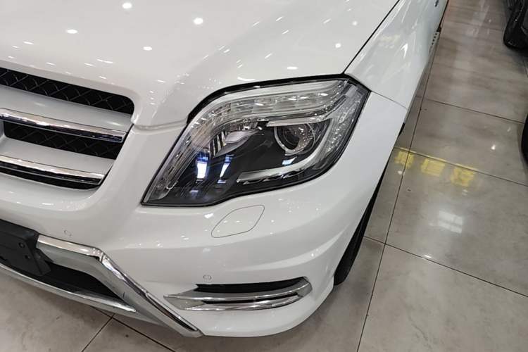 Used Mercedes-Benz GLK-Class 2015 GLK 260 4MATIC Fashion Edition Ultimate Version Left Front Headlight
