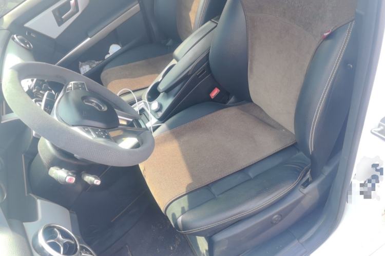 Used Mercedes-Benz GLK-Class 2015 GLK 260 4MATIC Dynamic Edition Ultimate Version Left Front Seat