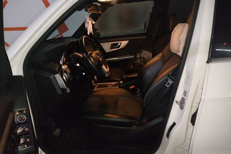 Used Mercedes-Benz GLK-Class 2015 GLK 260 4MATIC Dynamic Edition Ultimate Version Left Front Seat