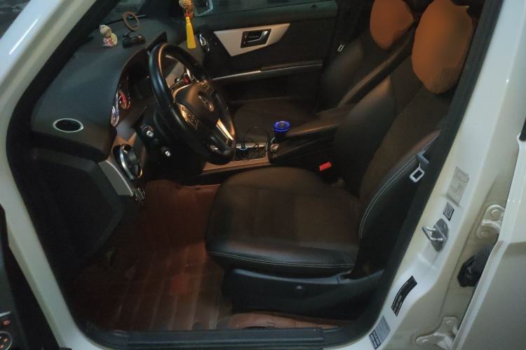 Used Mercedes-Benz GLK-Class 2015 GLK 260 4MATIC Fashion Edition Ultimate Version Left Front Seat