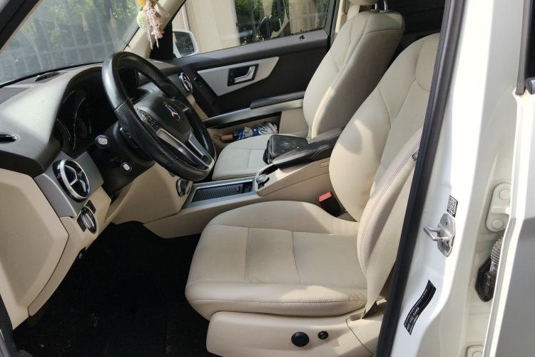 Used Mercedes-Benz GLK-Class 2015 GLK 260 4MATIC Dynamic Edition Ultimate Version Left Front Seat