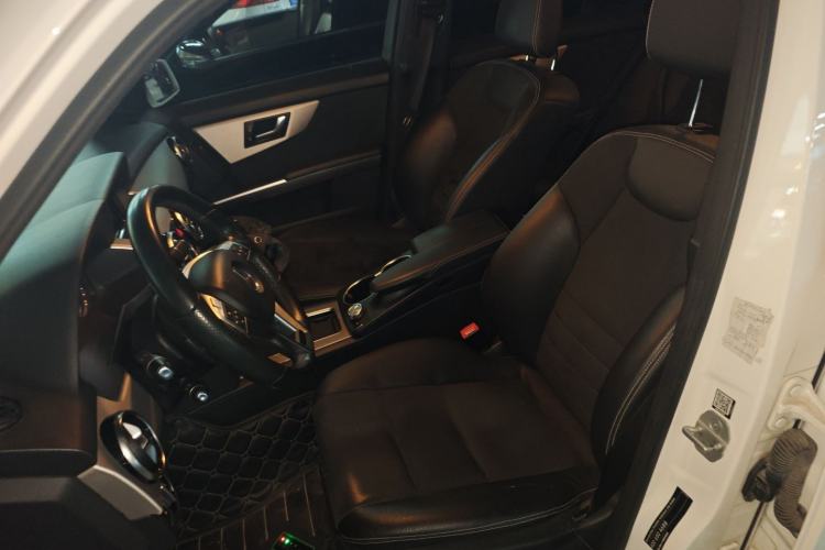 Used Mercedes-Benz GLK-Class 2015 GLK 300 4MATIC Fashion Edition Ultimate Version Left Front Seat