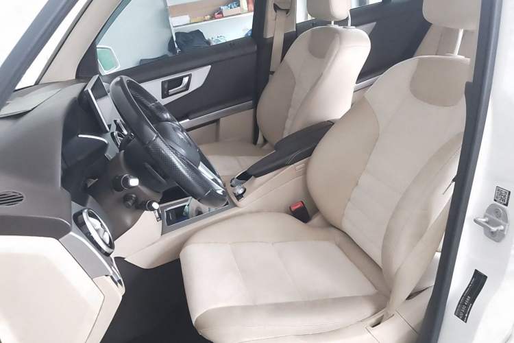 Used Mercedes-Benz GLK-Class 2015 GLK 300 4MATIC Fashion Edition Ultimate Version Left Front Seat