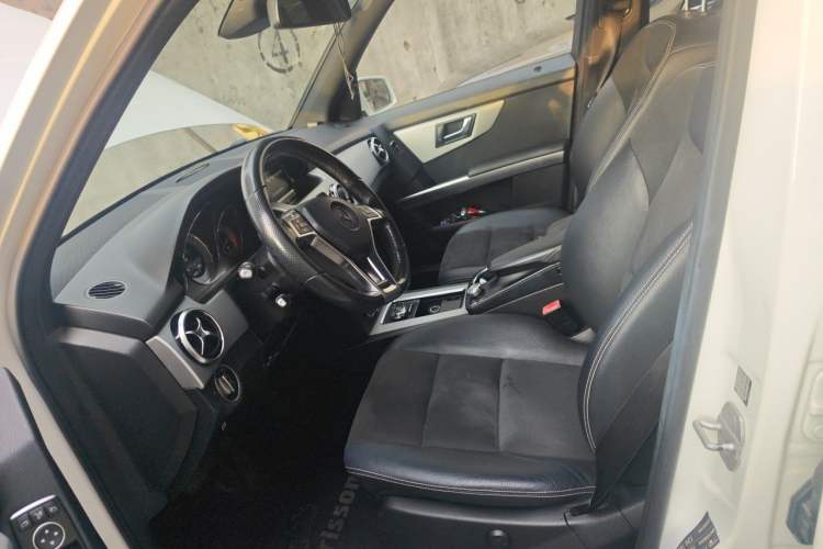 Used Mercedes-Benz GLK-Class 2015 GLK 300 4MATIC Fashion Edition Ultimate Version Left Front Seat