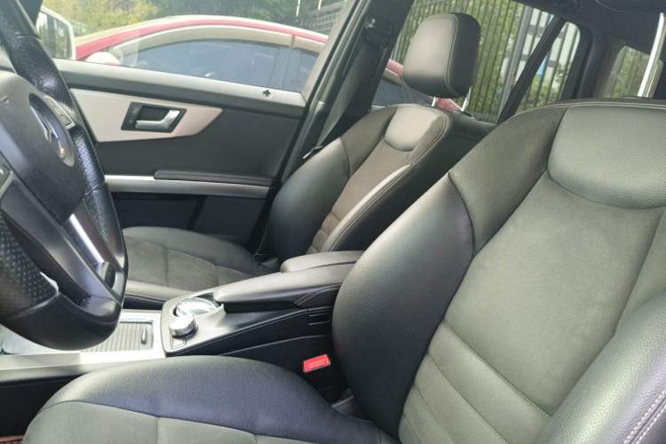 Used Mercedes-Benz GLK-Class 2015 GLK 260 4MATIC Fashion Edition Ultimate Version Left Front Seat