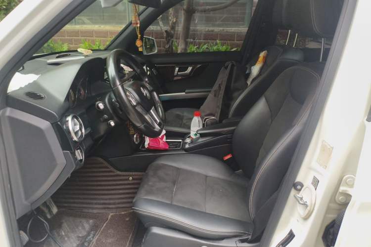 Used Mercedes-Benz GLK-Class 2015 GLK 260 4MATIC Fashion Edition Ultimate Version Left Front Seat