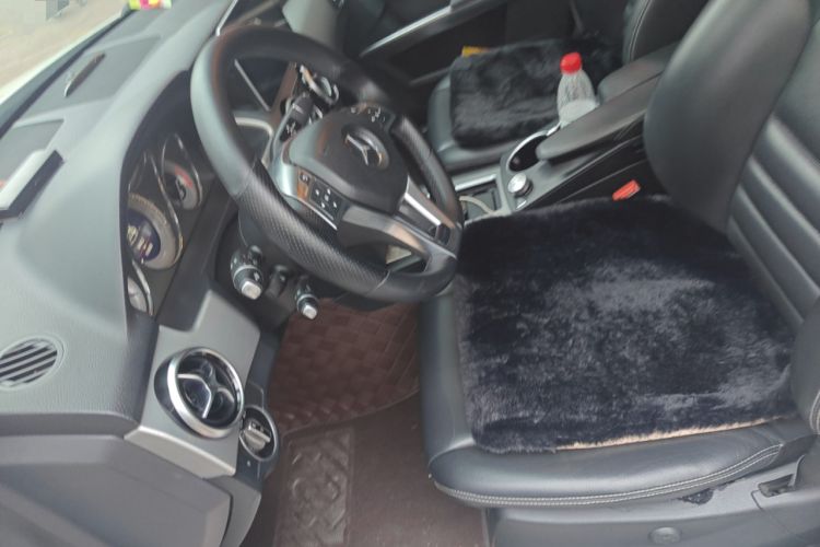 Used Mercedes-Benz GLK-Class 2015 GLK 260 4MATIC Fashion Edition Ultimate Version Left Front Seat