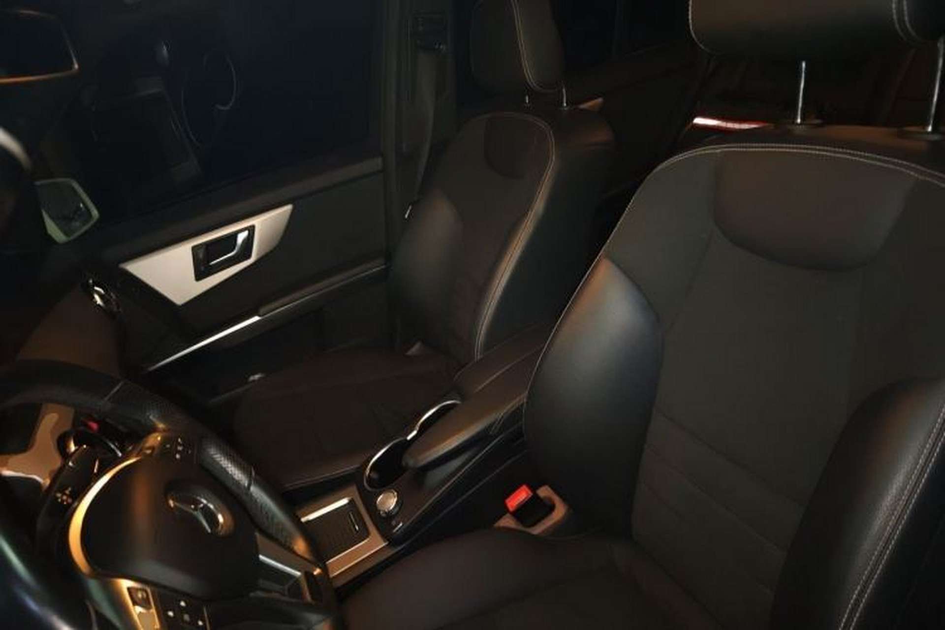Used Mercedes-Benz GLK-Class 2015 GLK 260 4MATIC Fashion Edition Ultimate Version Left Front Seat