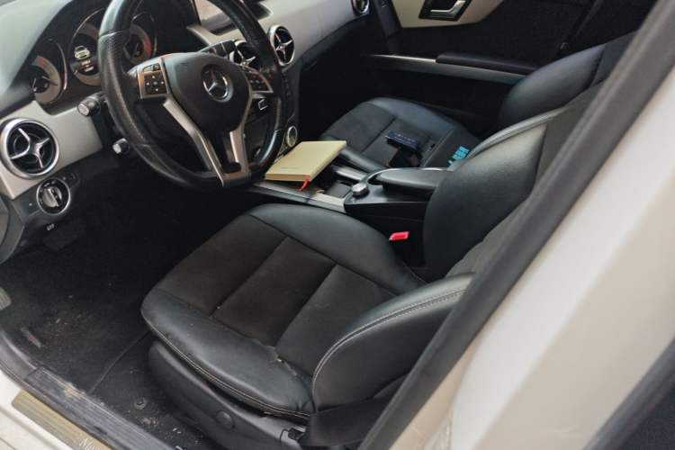Used Mercedes-Benz GLK-Class 2015 GLK 260 4MATIC Dynamic Edition Ultimate Version Left Front Seat