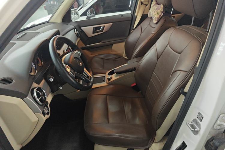 Used Mercedes-Benz GLK-Class 2015 GLK 260 4MATIC Dynamic Edition Ultimate Version Left Front Seat