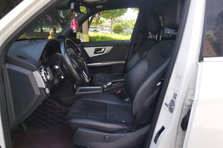 Used Mercedes-Benz GLK-Class 2015 GLK 260 4MATIC Fashion Edition Ultimate Version Left Front Seat