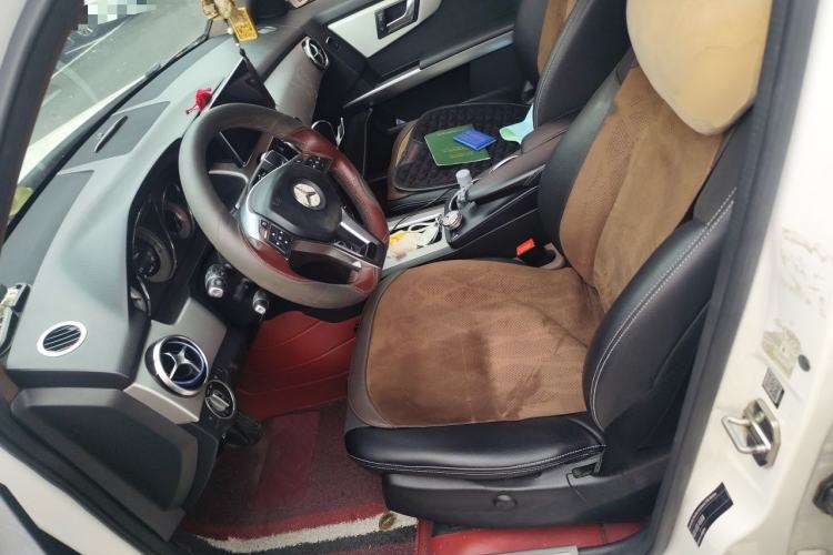 Used Mercedes-Benz GLK-Class 2015 GLK 260 4MATIC Dynamic Edition Ultimate Version Left Front Seat