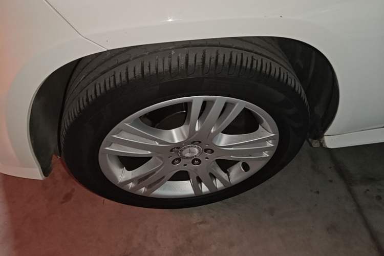Used Mercedes-Benz GLK-Class 2015 GLK 260 4MATIC Dynamic Edition Ultimate Version Left Front Wheel Hub