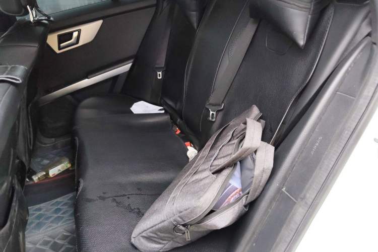 Used Mercedes-Benz GLK-Class 2015 GLK 260 4MATIC Fashion Edition Ultimate Version Left Rear Seat