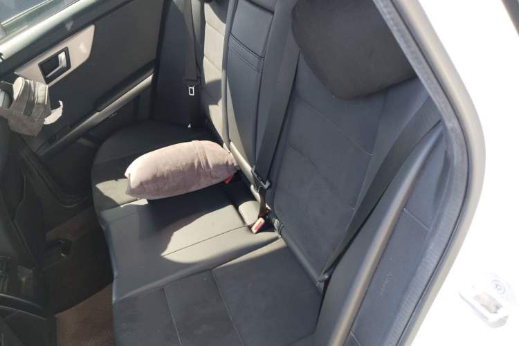 Used Mercedes-Benz GLK-Class 2015 GLK 260 4MATIC Dynamic Edition Ultimate Version Left Rear Seat