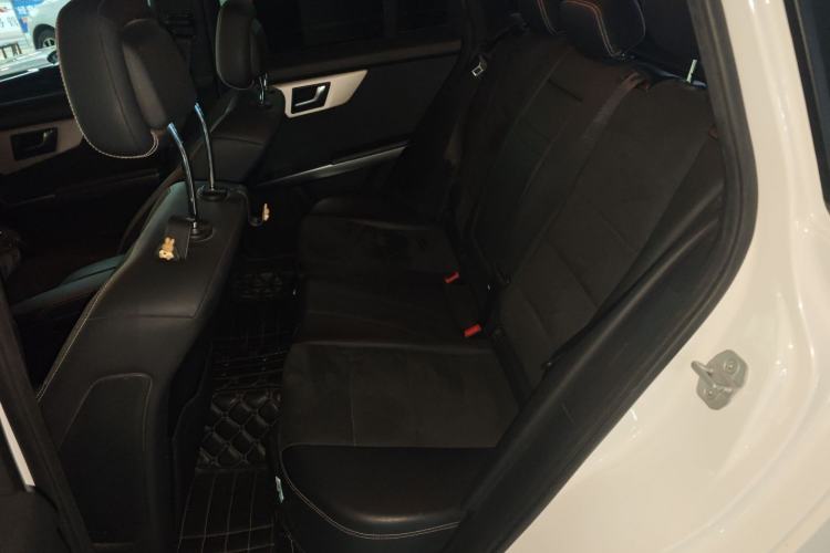 Used Mercedes-Benz GLK-Class 2015 GLK 300 4MATIC Fashion Edition Ultimate Version Left Rear Seat