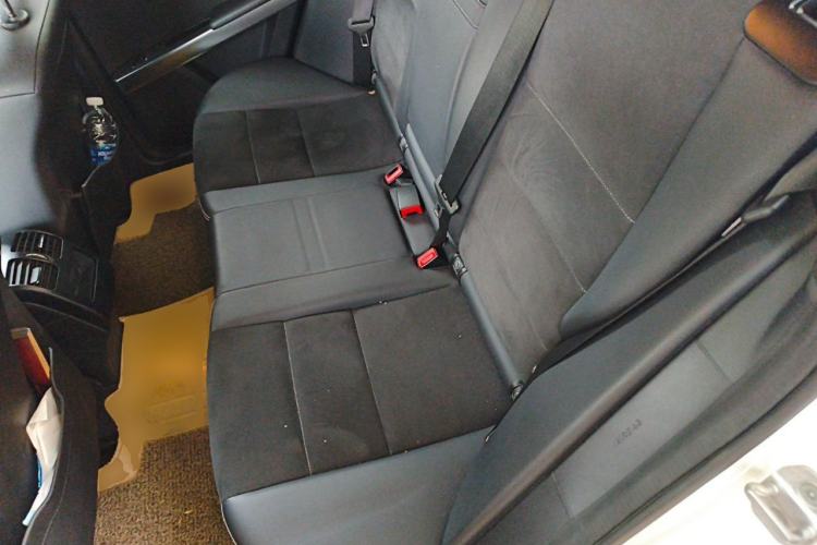Used Mercedes-Benz GLK-Class 2015 GLK 260 4MATIC Dynamic Edition Ultimate Version Left Rear Seat