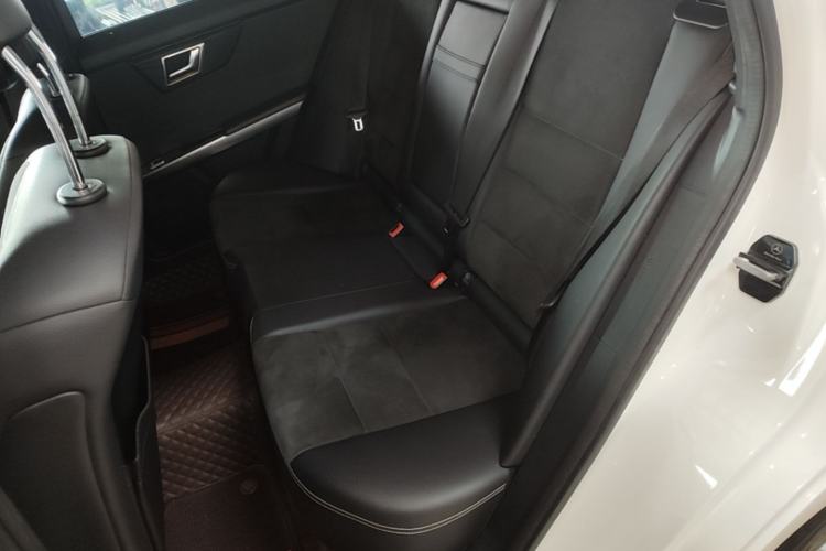 Used Mercedes-Benz GLK-Class 2015 GLK 260 4MATIC Dynamic Edition Ultimate Version Left Rear Seat