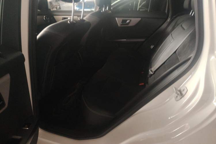 Used Mercedes-Benz GLK-Class 2015 GLK 260 4MATIC Dynamic Edition Ultimate Version Left Rear Seat